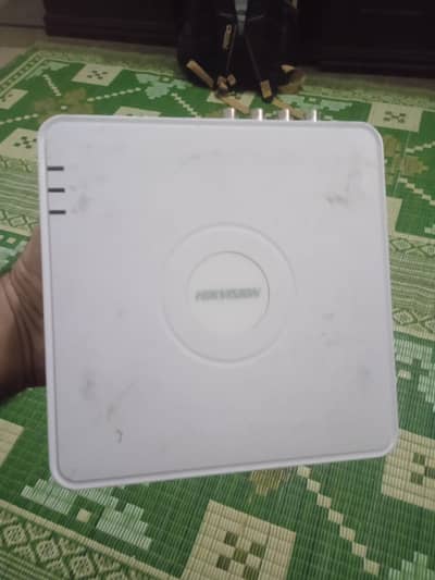 8 Channel DVR Hikvision