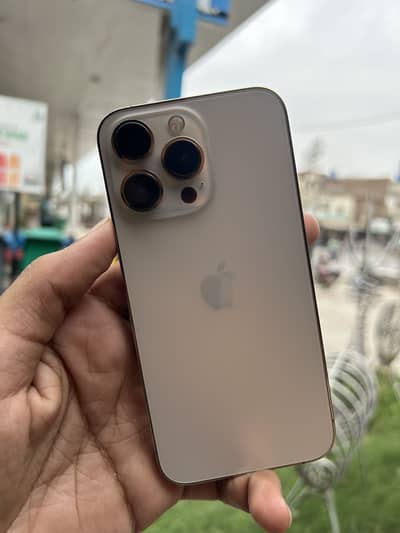 Apple iPhone 13 Pro