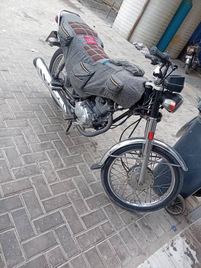 FOR SELL CG 125 2019 BLACK