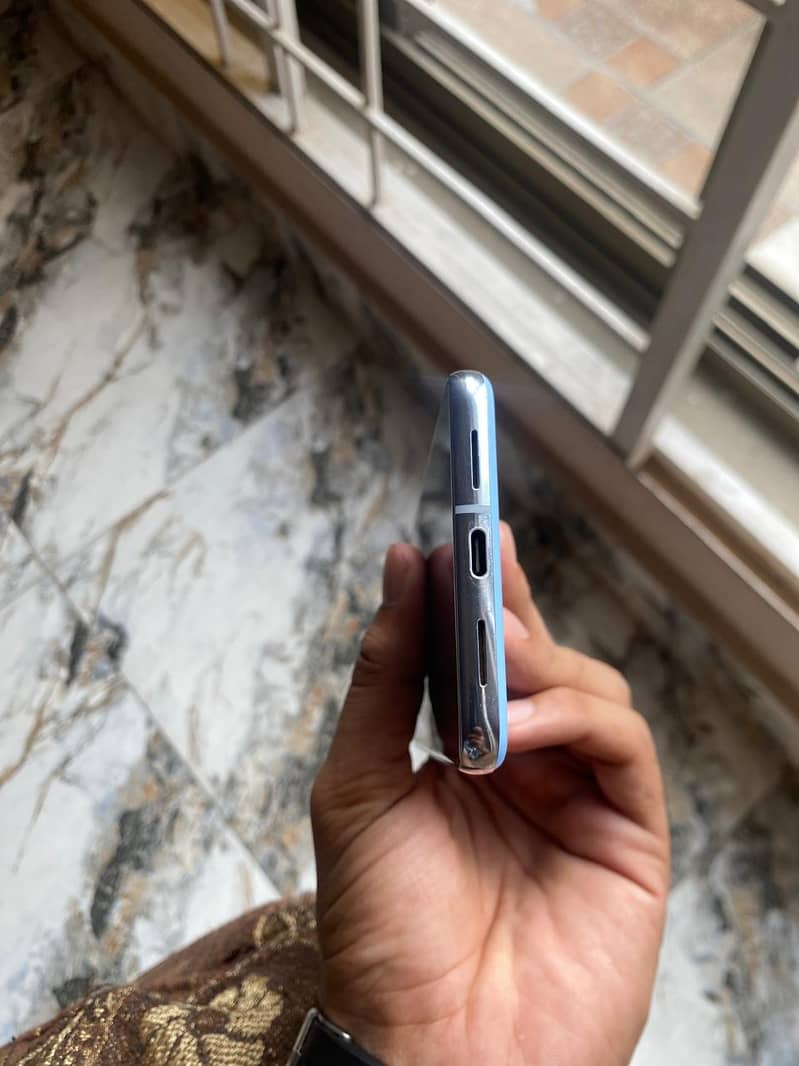 Google pixel 8 pro 1