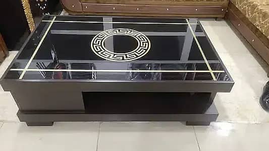 Antique Design Center Table & Coffee Table Set