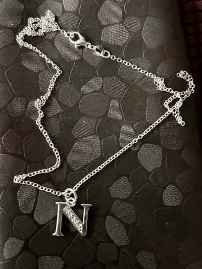 925 sterling silver chain and pendant
