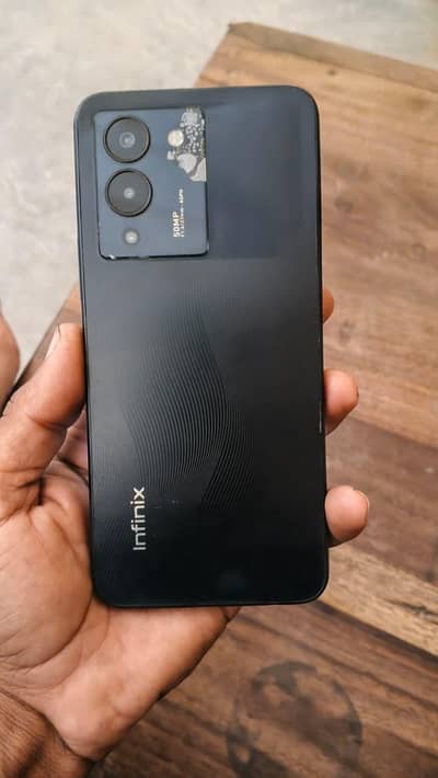Infinix Hot 12