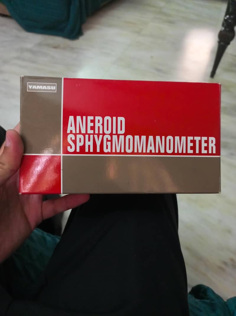 Aneroid Sphygmomanometer 2