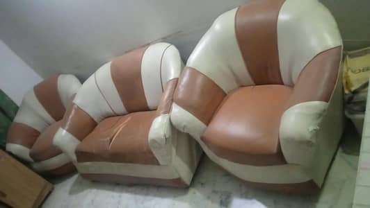 Used 7 seater Sofa set