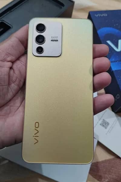 Vivo V23