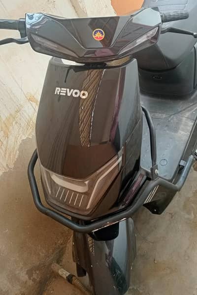 Revo C32 Young Mint Condition 03132023695