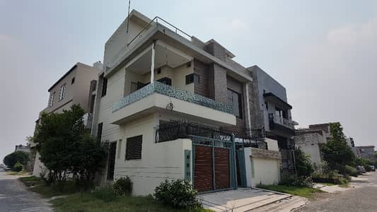 Corner House For Sale In Beautiful Formanities Housing Scheme - Block MM