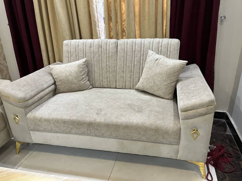 Luxurious sofa set 3