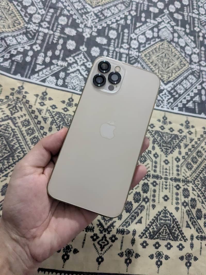 Apple iPhone 12 Pro 2