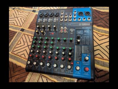 Yamaha MG10XU 10-Channel Mixing Console