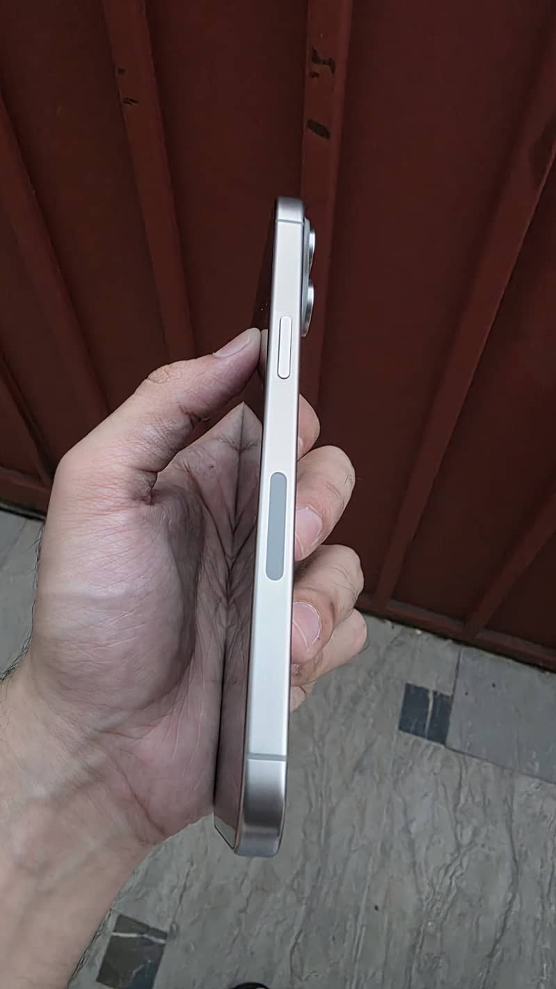 Apple iPhone 15 Pro Max 8