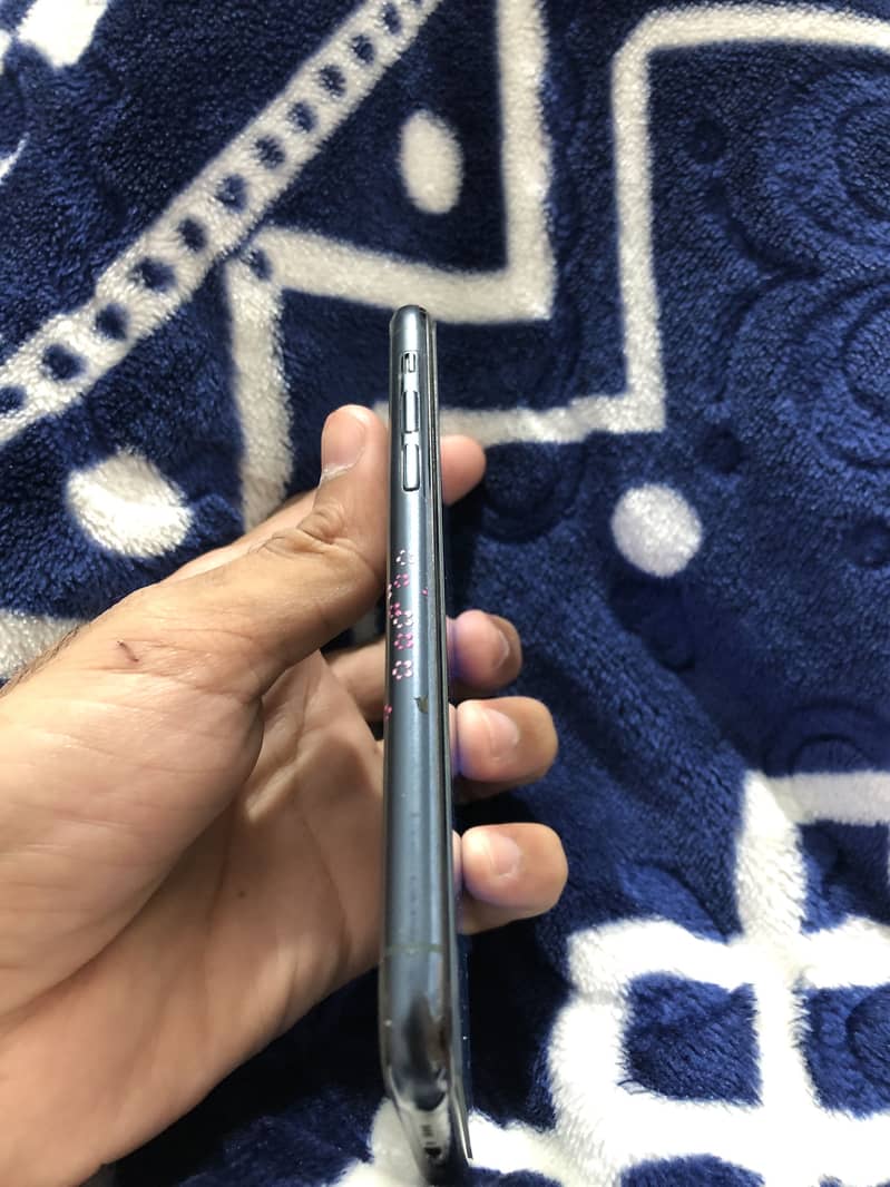 Apple iPhone 11 Pro 5