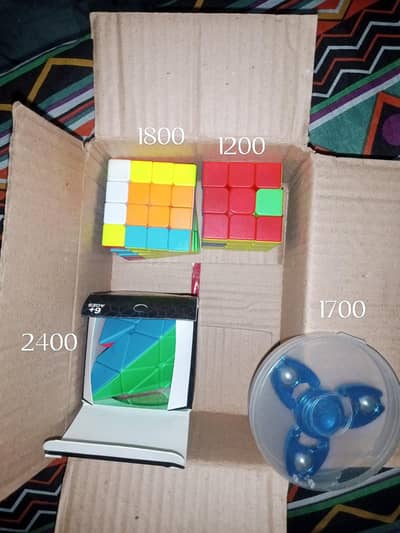Robix Cube And Spinner