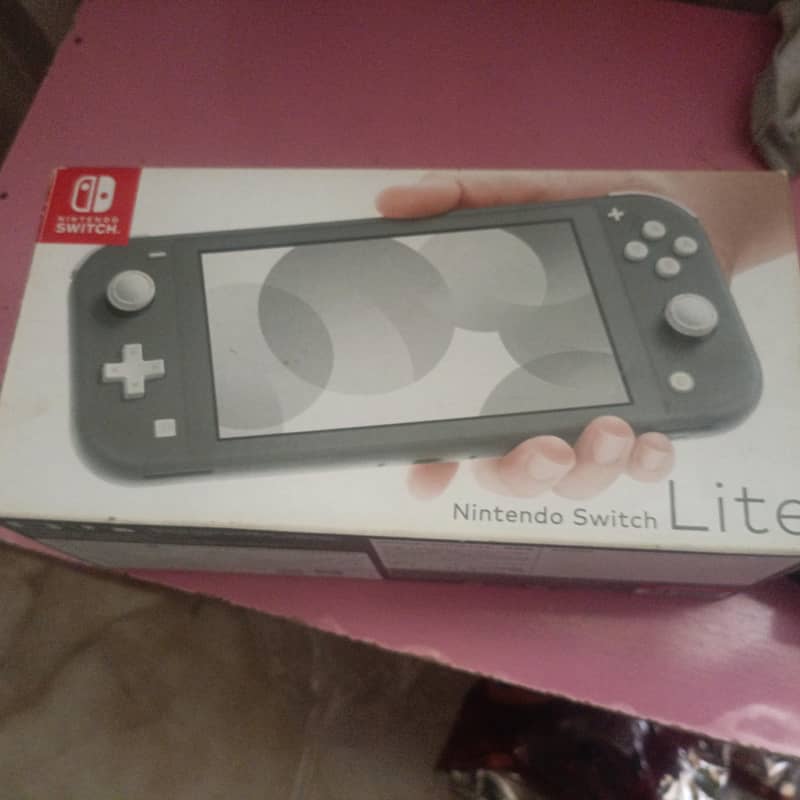 Nintendo Switch 0