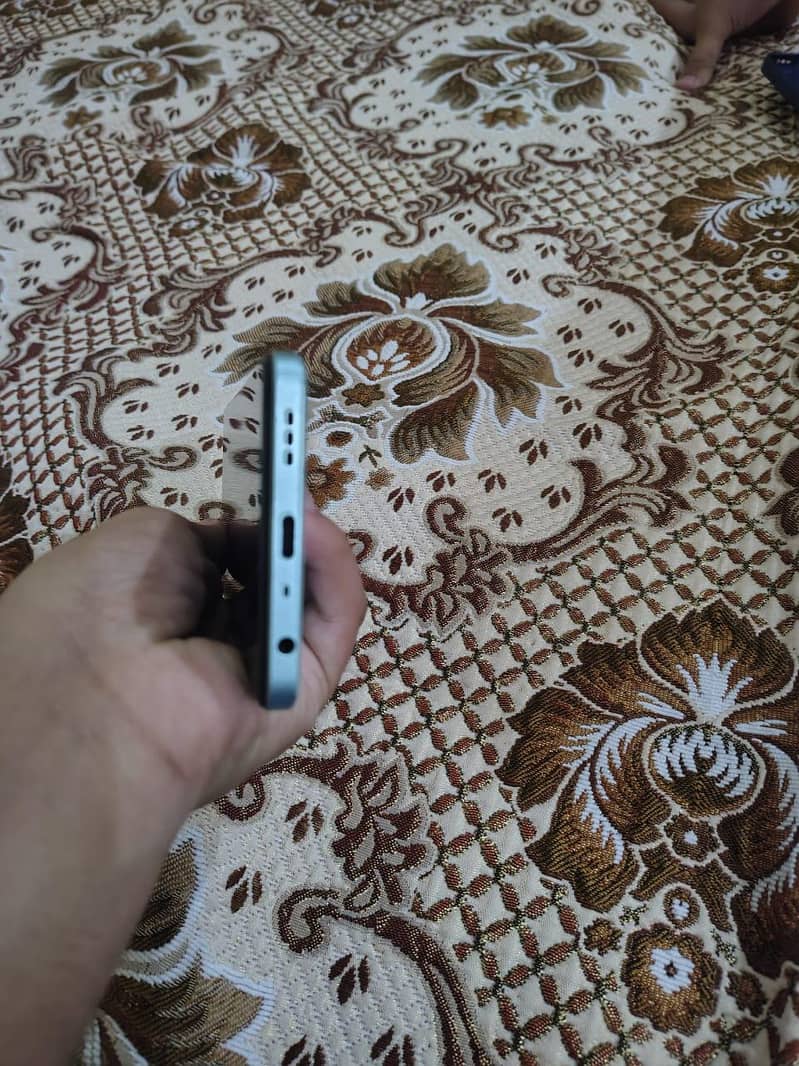 OPPO A58 1