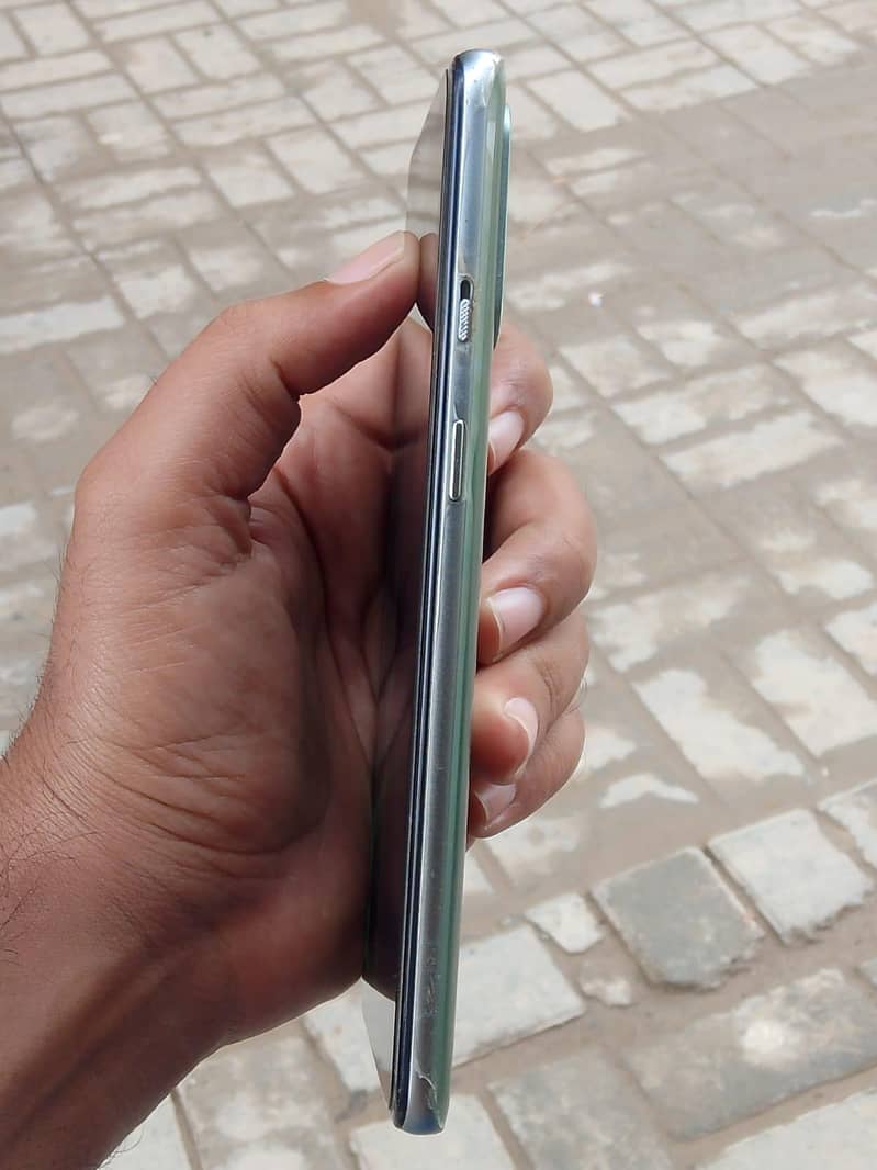 One Plus 9R 3