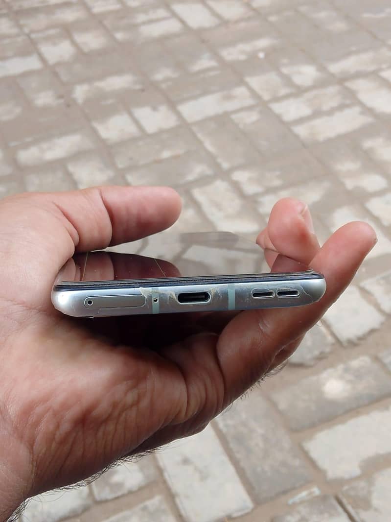One Plus 9R 4