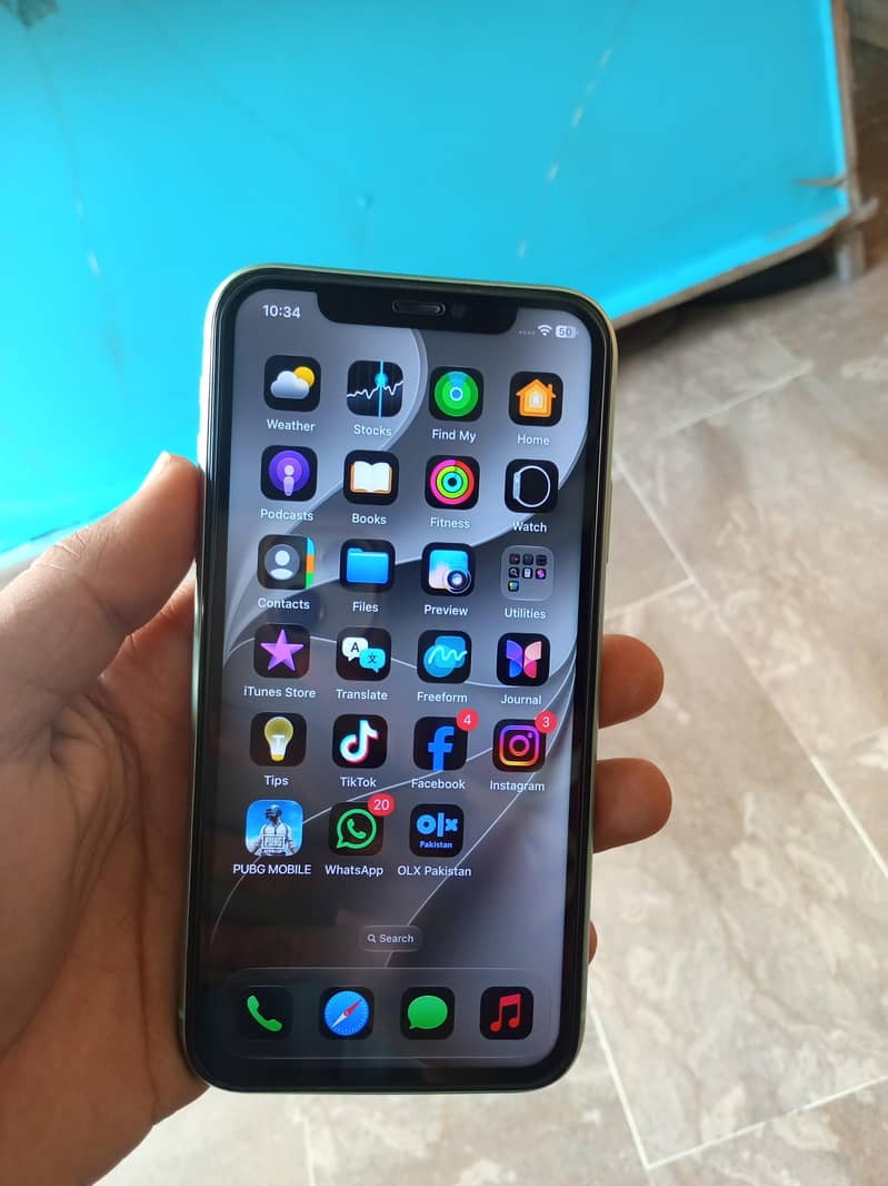 Apple iPhone 11 6