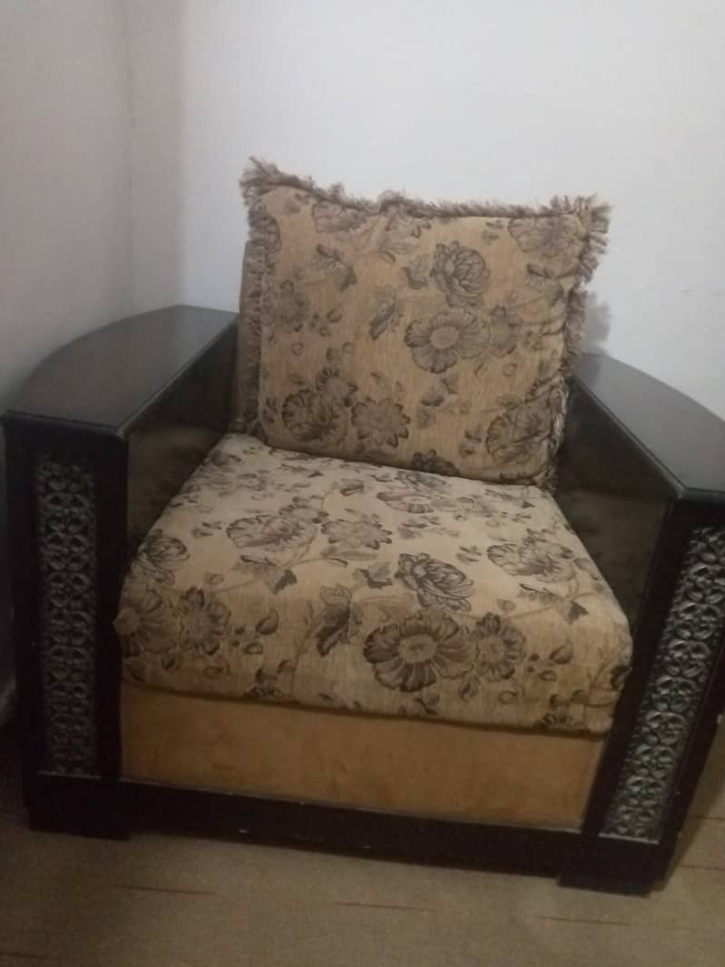 Three two one sofa set 3