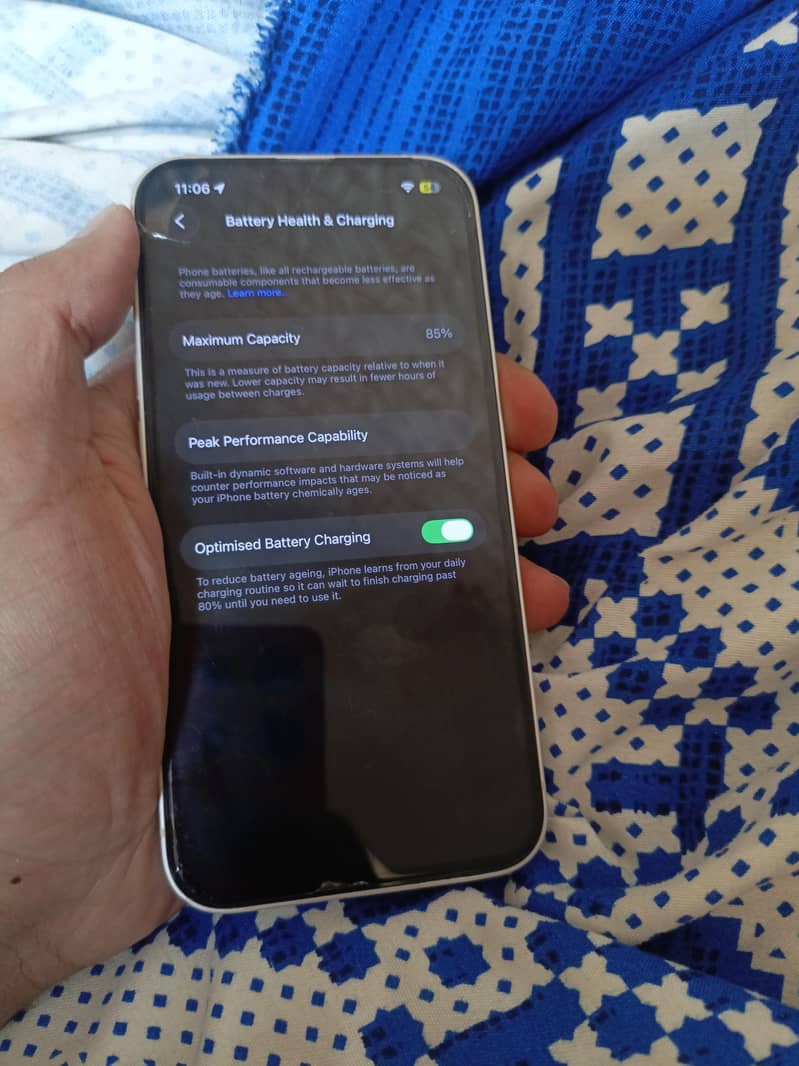 Apple iPhone 13 2