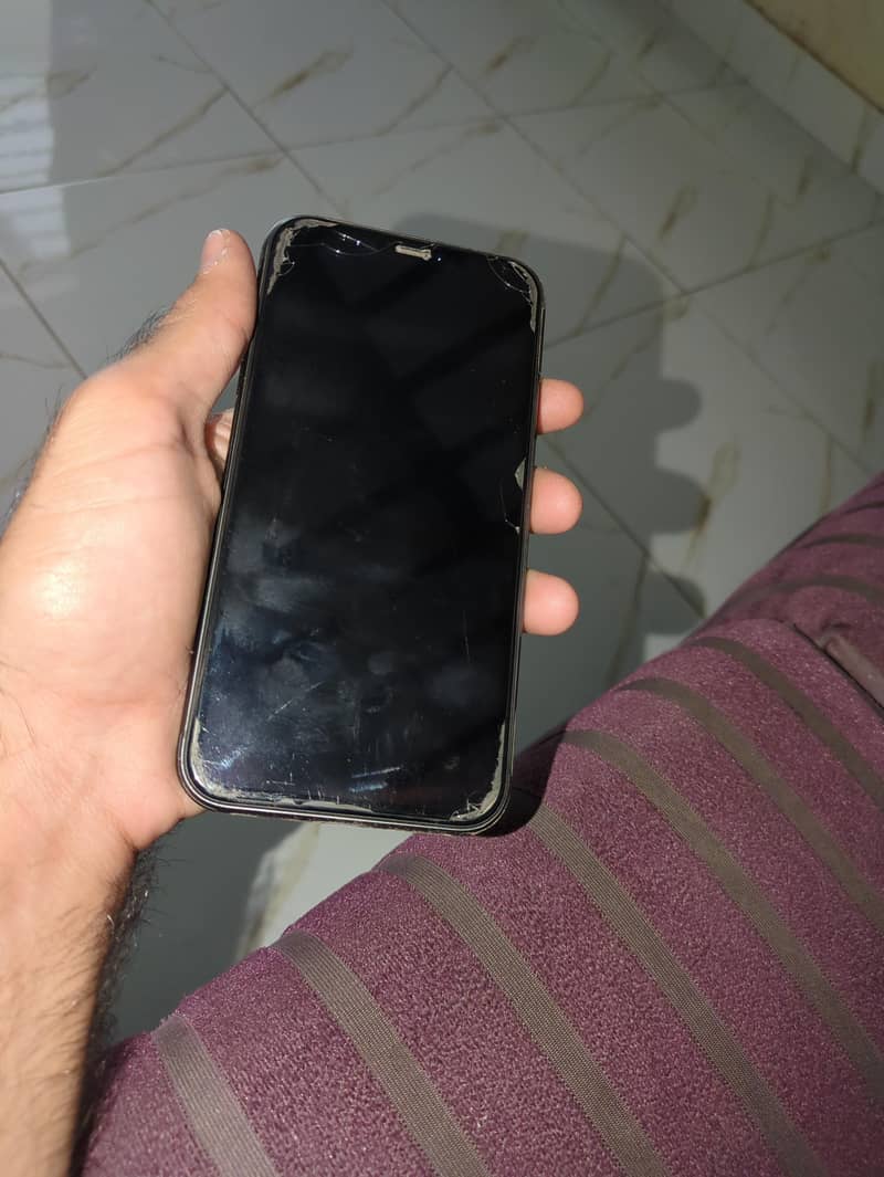 Apple iPhone 11 1