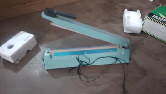 Sealer machine