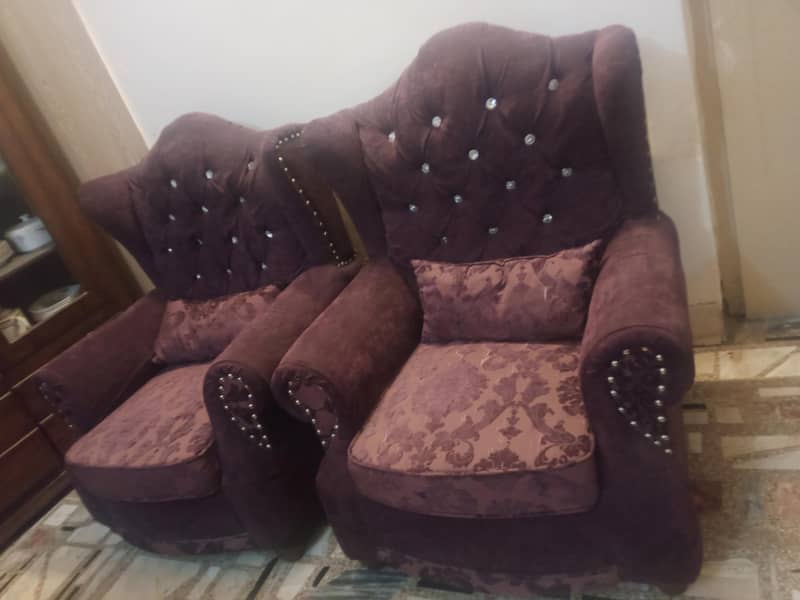 Two single sofa set available. 1