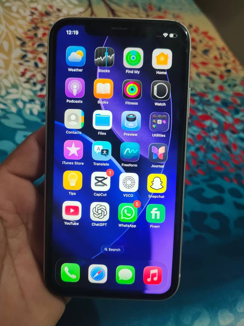 Apple iPhone 11 8