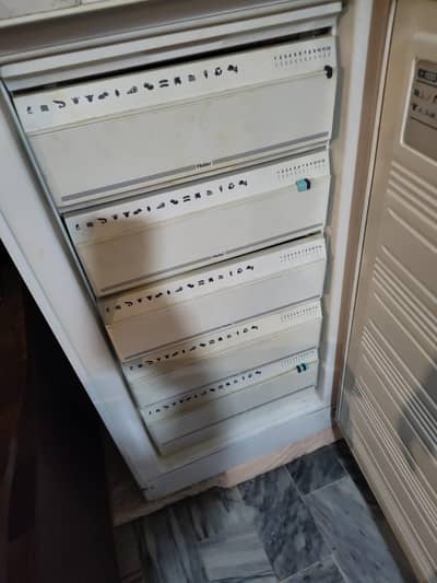 Haier freezer chiller defrost no rusted original condition