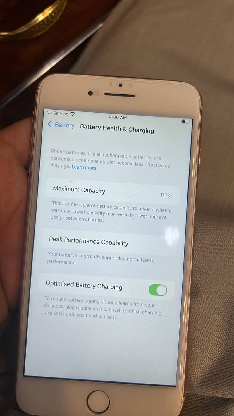 Apple iPhone 8 Plus 2