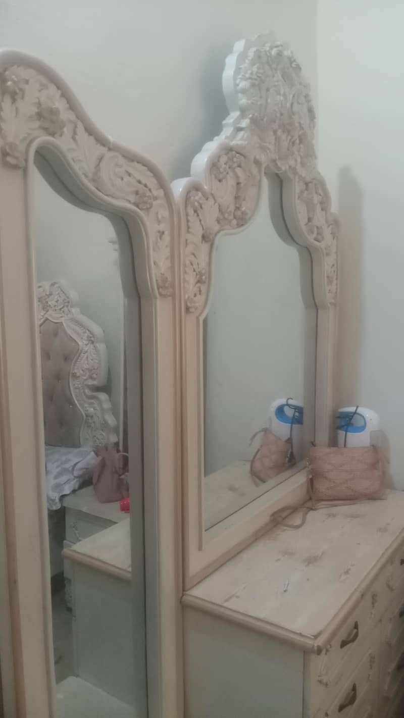 full set ۔ 7