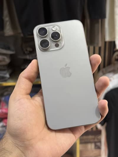 Apple iPhone 15 Pro Max