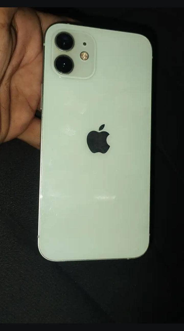 Apple iPhone 12 2