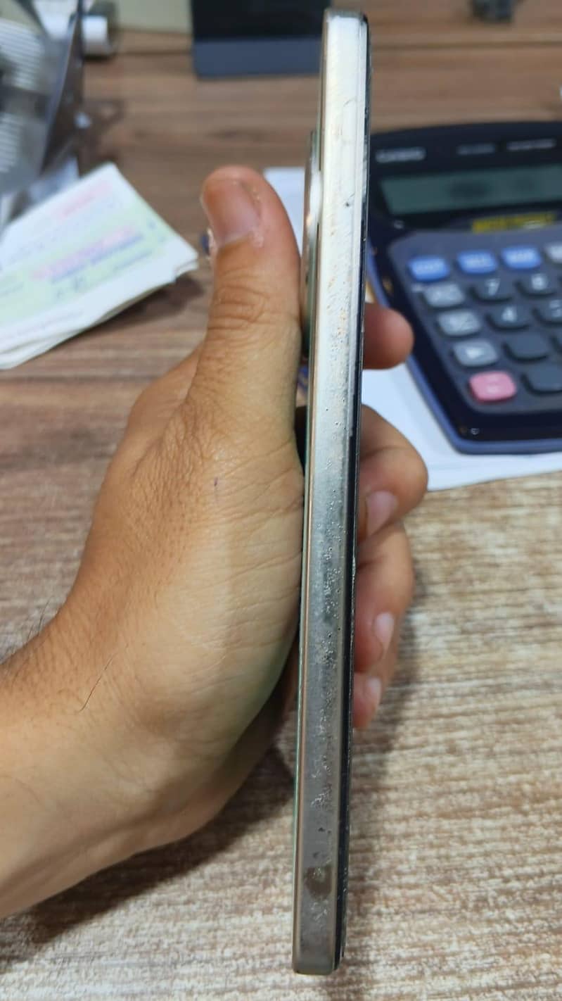 Tecno CAMON 30 1