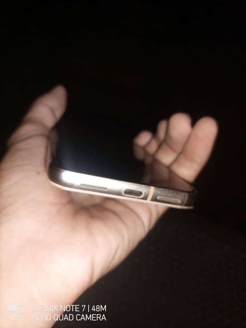 Google Pixel 8 5