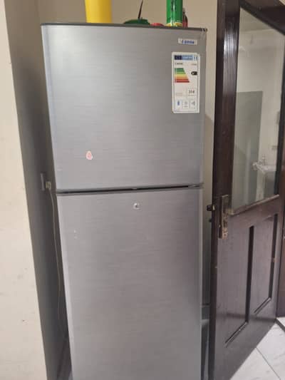 2023 IZone grey fridge