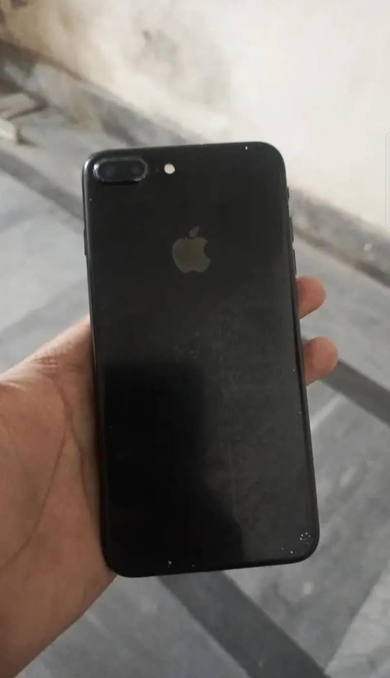 Apple iPhone 7 Plus 2