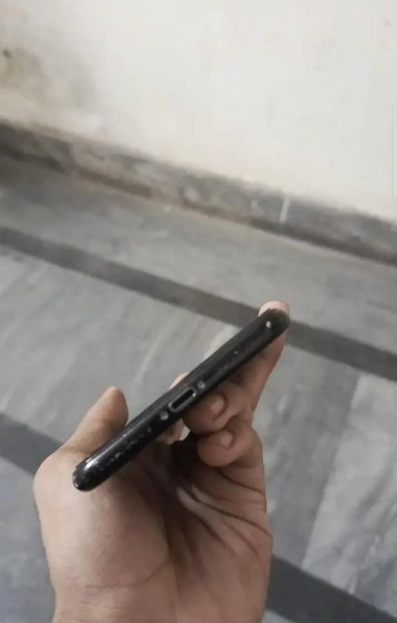 Apple iPhone 7 Plus 5
