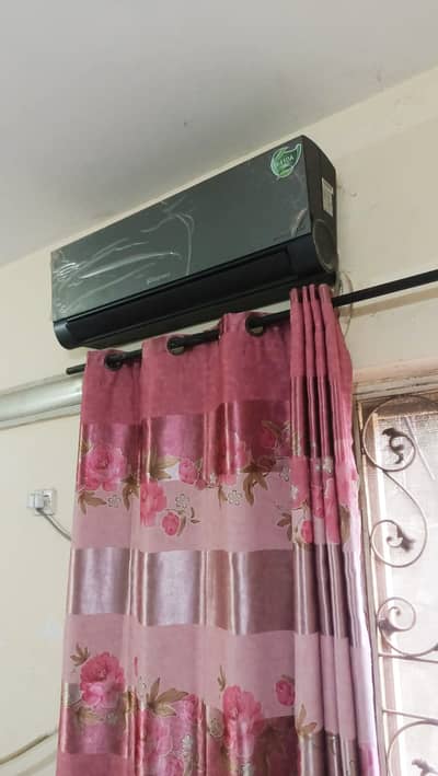 Electrolux 1.5 Ton Split AC - Excellent Condition