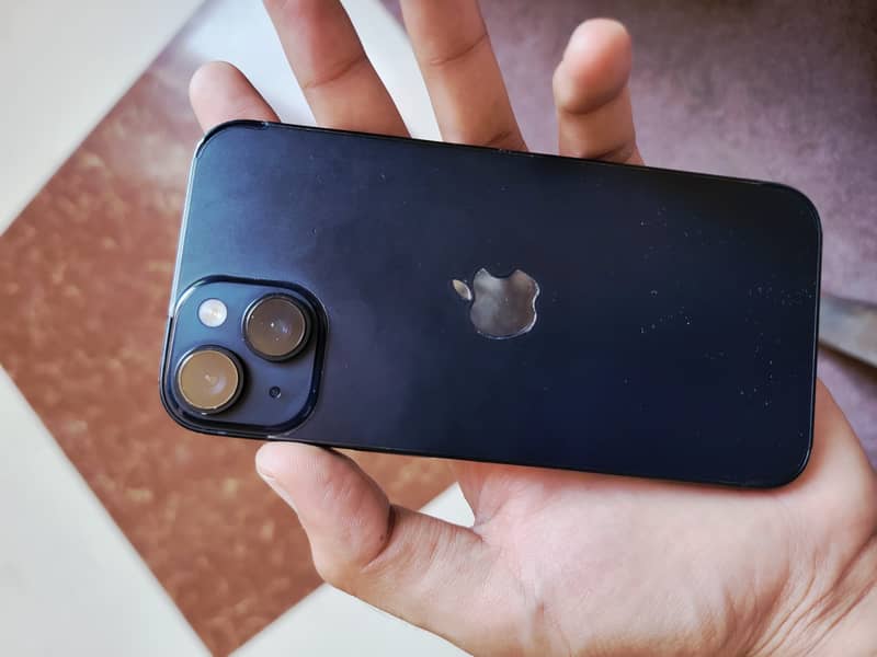 Apple iPhone 14 3