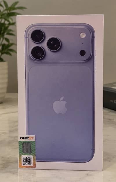 Apple iPhone 18 Pro Max 256gb with 20w adapter