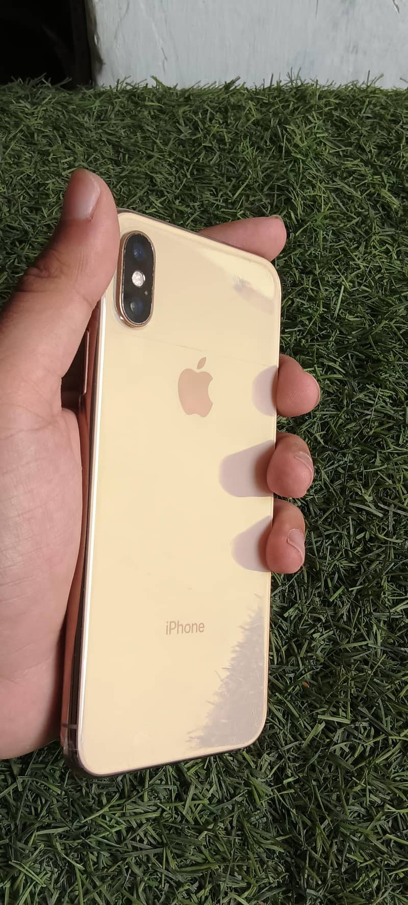 Apple iPhone XS 4