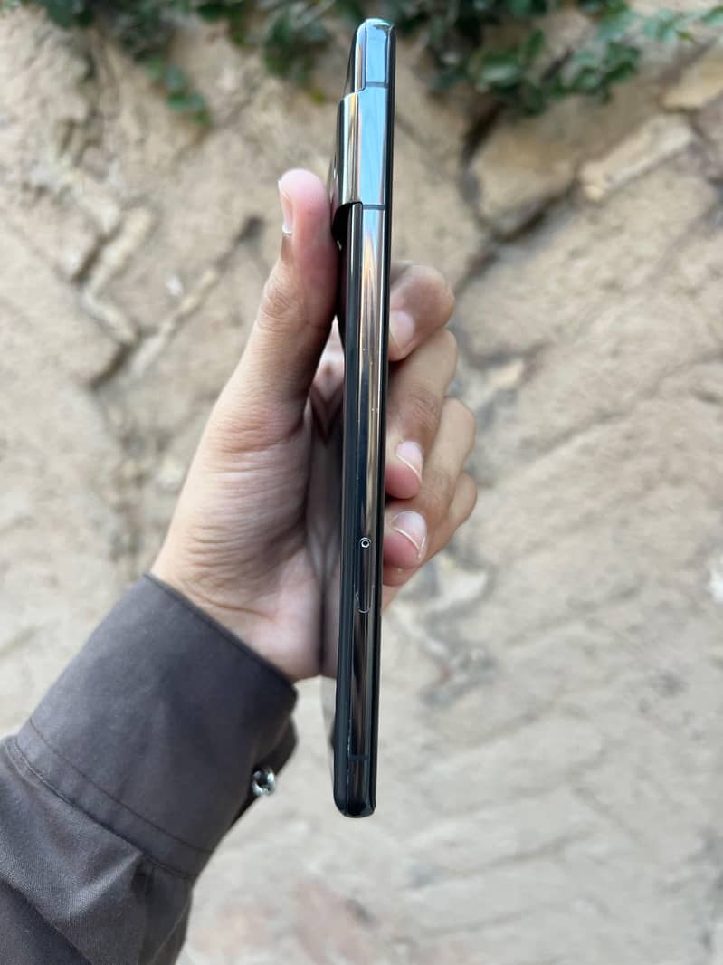Google Pixel 7 Pro 2