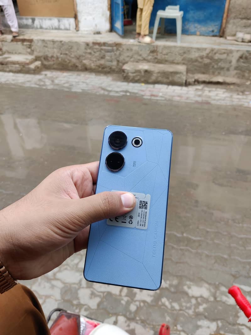 Tecno CAMON 20 0