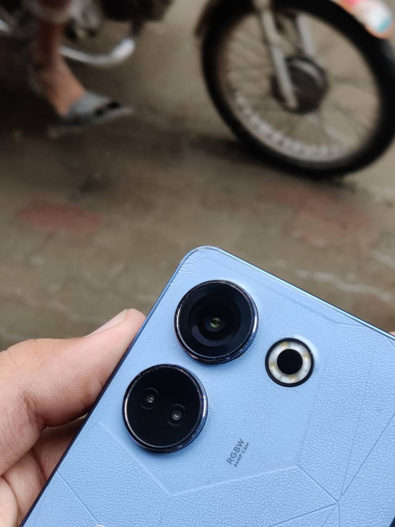 Tecno CAMON 20 4