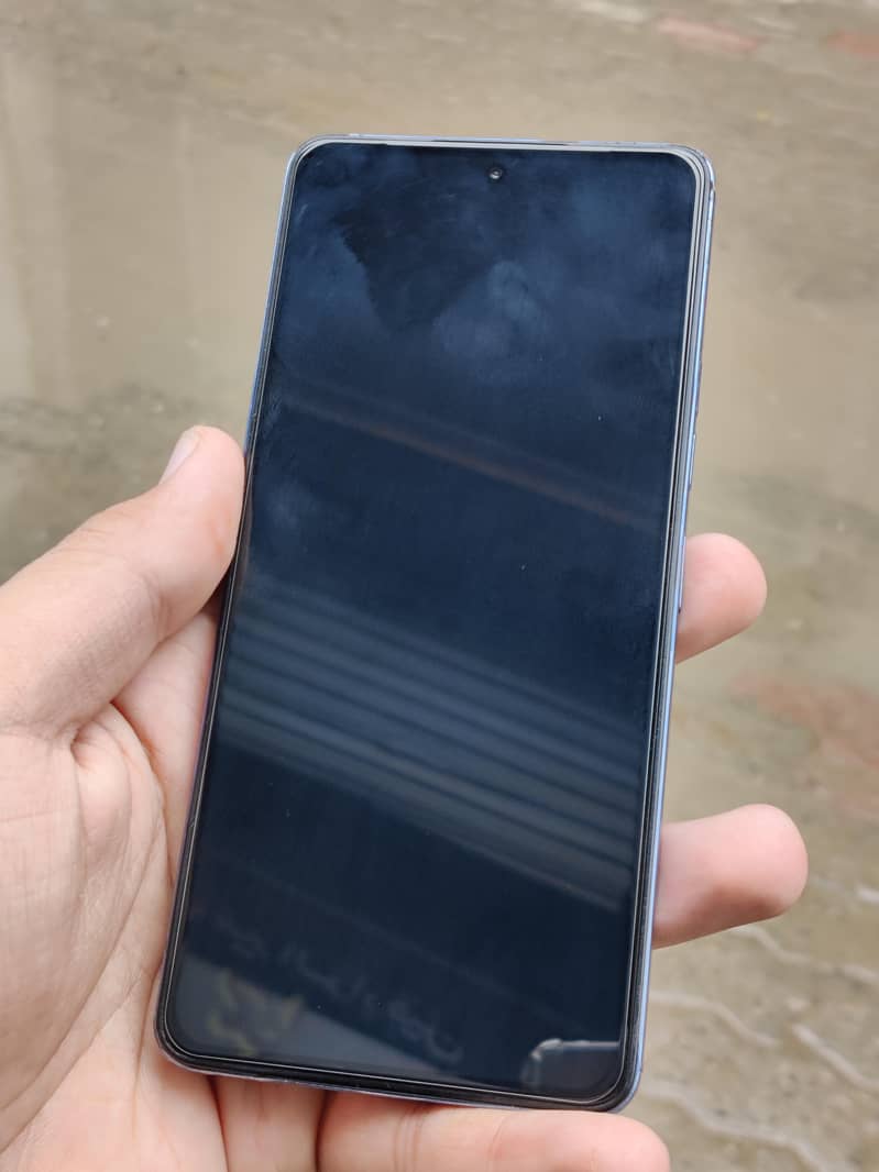 Tecno CAMON 20 11