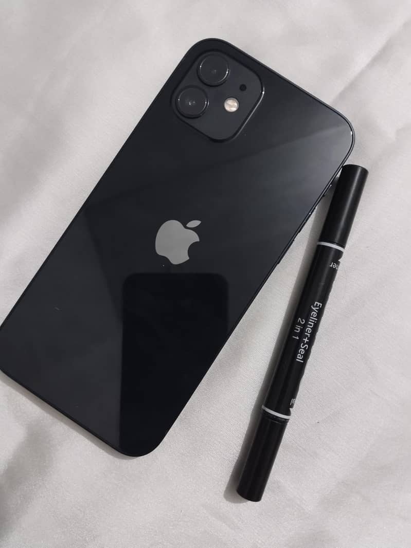 Apple iPhone 12 2