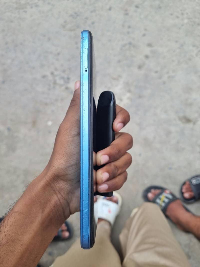 Infinix Note 12 Pro 4