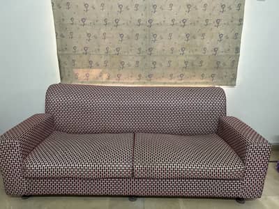 4 seater sofa and single 2 pices sofa  red and white colour